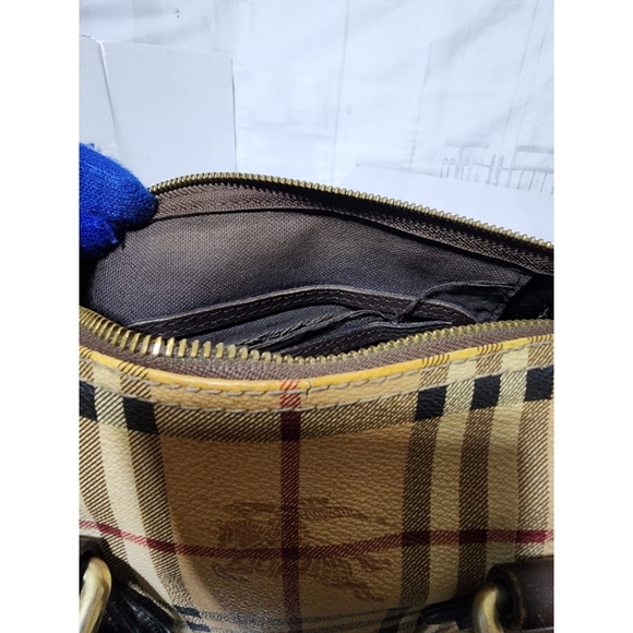 BURBERRY Nova Check Coated Canvas Shoulder Bag Beige/Black - Picture 15 of 16